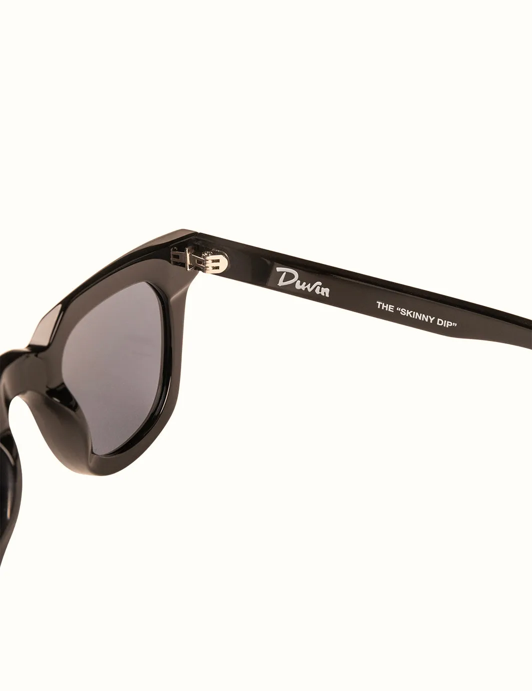 Leisure Unisex Sunglasses - Black / Grey
